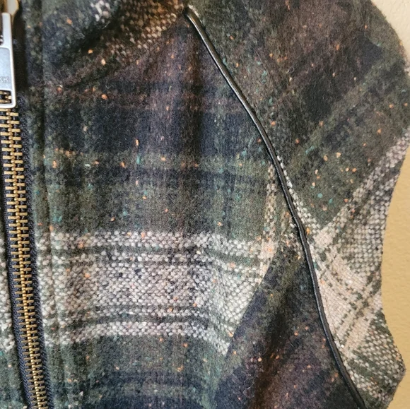 CAbi #611 All Tied Up Plaid Wool Blend Vest, M - Picture 2 of 11